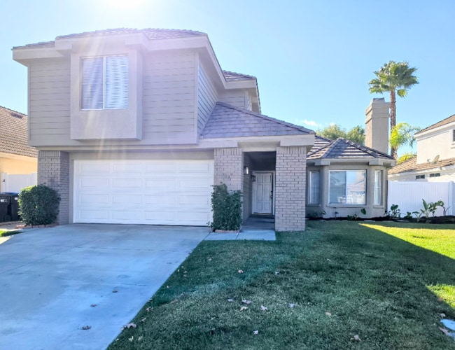 23231 Joaquin Ridge Dr in Murrieta, CA - Foto de edificio - Building Photo