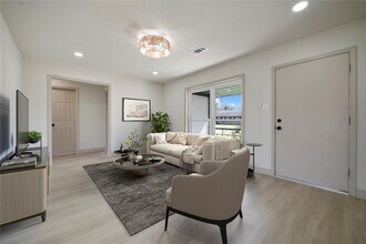 4022 Marlborough Dr in Houston, TX - Building Photo - Building Photo