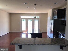 2727 Egret Way in Frederick, MD - Building Photo - Building Photo