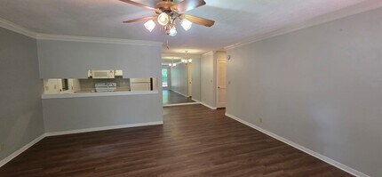 130 Dovenshire Dr in Crossville, TN - Building Photo - Building Photo