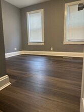 581 Lakeview Ave in Lowell, MA - Building Photo - Building Photo