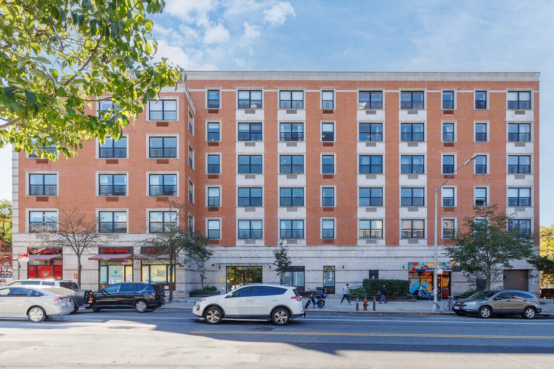 150 Clermont in Brooklyn, NY - Building Photo