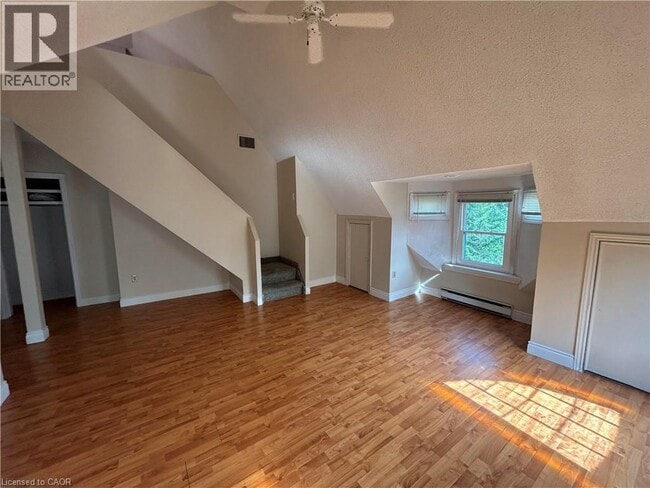 303 James St S in Hamilton, ON - Building Photo - Building Photo