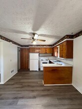1732 Harvard Ave NW in Canton, OH - Building Photo - Building Photo