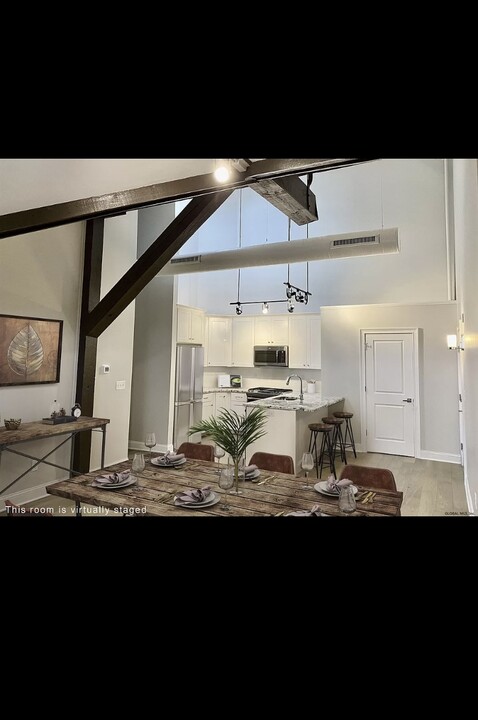 77 Van Dam St, Unit 408 in Saratoga Springs, NY - Building Photo