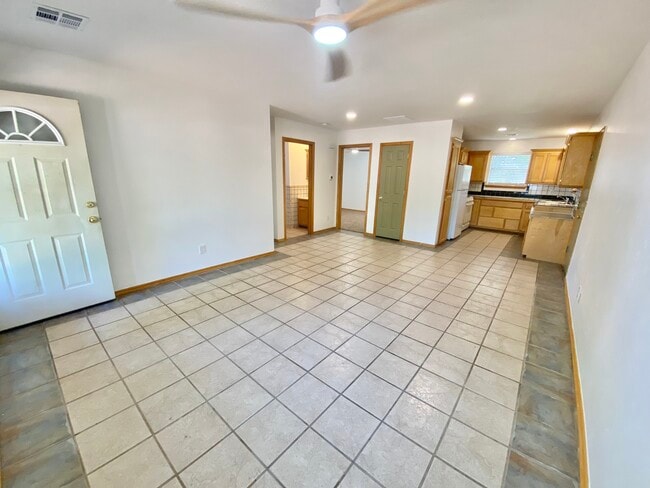 113 S Van Buren Ave in Blanchard, OK - Building Photo - Building Photo
