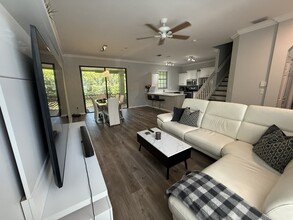 14617 Sutherland Ave in Naples, FL - Building Photo - Building Photo