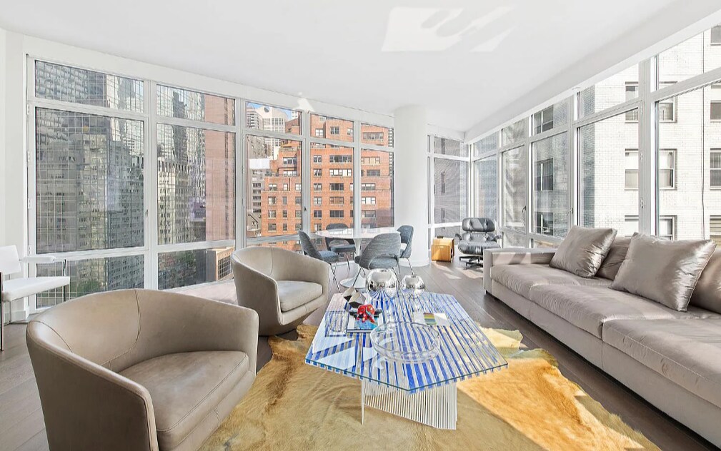207 E 57th St, Unit 12a in New York, NY - Building Photo