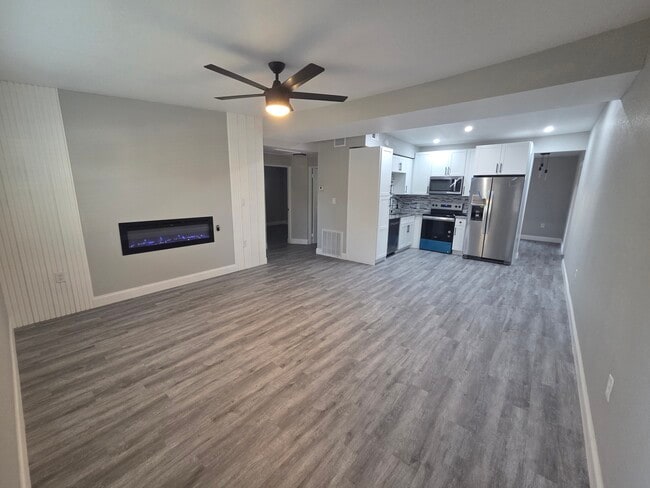 2410 11th St in St. Cloud, FL - Building Photo - Building Photo