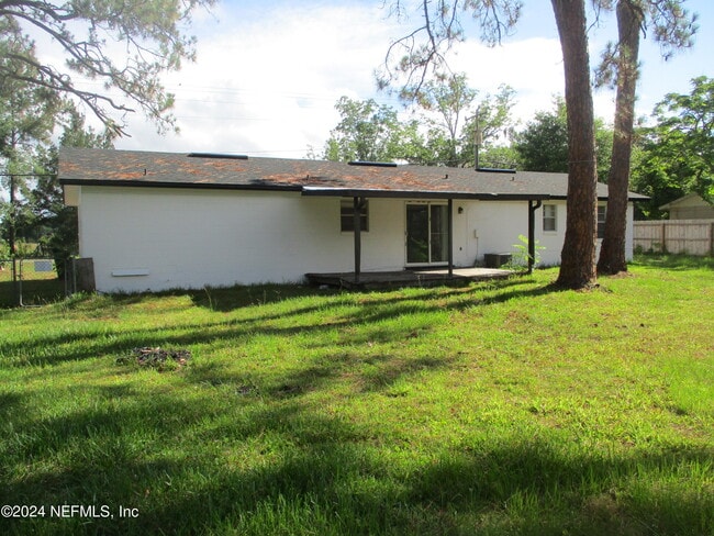 305 Old Jennings Rd in Orange Park, FL - Building Photo - Building Photo