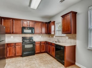 540 Tufton Tr in Atlanta, GA - Building Photo - Building Photo
