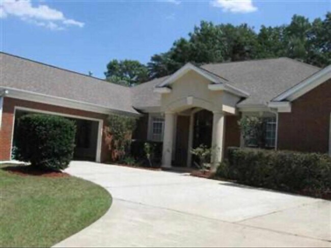 7771 Cricklewood Dr in Tallahassee, FL - Building Photo - Building Photo