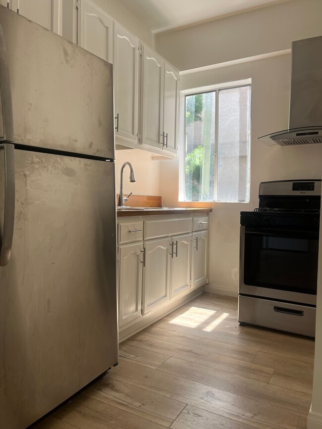 Griffin Apartments in Los Angeles, CA - Foto de edificio - Building Photo