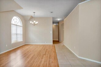 5212 Westheimer Rd in Fort Worth, TX - Building Photo - Building Photo