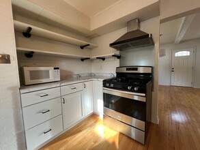 512 N 12th St in Wausau, WI - Building Photo - Building Photo