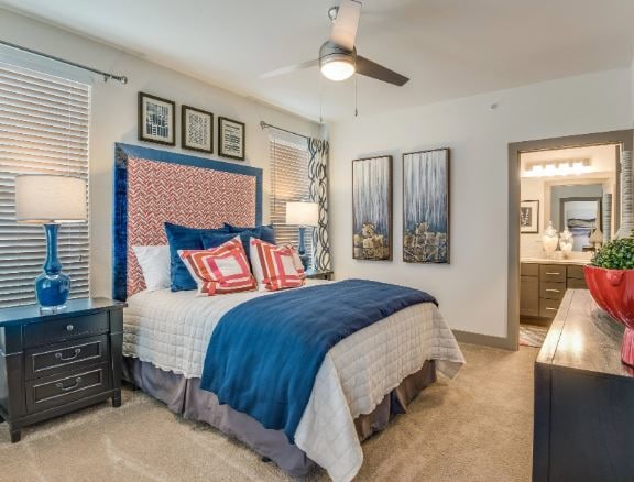 300 Enclave Dr in Conroe, TX - Building Photo - Building Photo