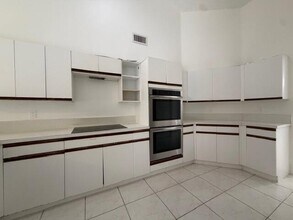 4853 NW 66th Ave in Lauderhill, FL - Building Photo - Building Photo