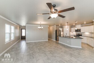 7944 Broussard in San Antonio, TX - Building Photo - Building Photo
