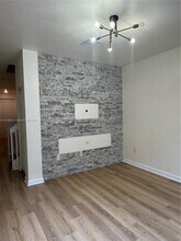 10825 W 33rd Way in Hialeah, FL - Building Photo - Building Photo