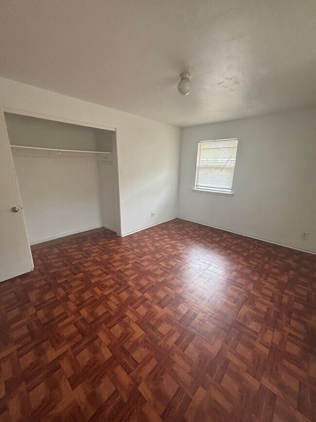 8205-8207 Antioch Rd in Salem Lakes, WI - Building Photo - Building Photo