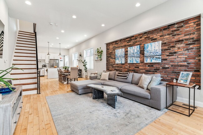 property at 1930 Wharton St