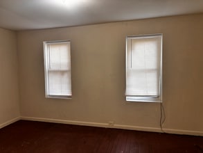 3xx N 1st Ave in Coatesville, PA - Building Photo - Building Photo