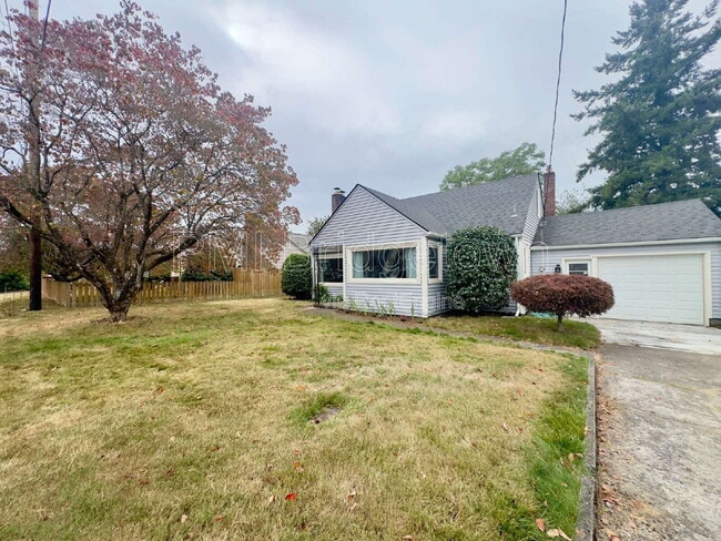 2755 SE 165th Ave in Portland, OR - Building Photo - Building Photo