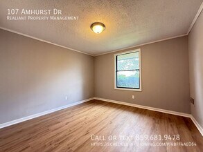 107 Amhurst Dr in Erlanger, KY - Building Photo - Building Photo