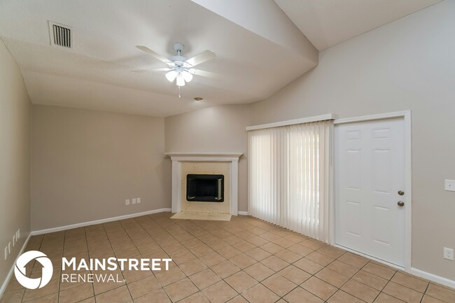 579 Charles Pinckney St in Orange Park, FL - Building Photo - Building Photo