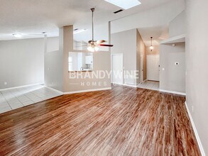 439 Moby Dick Dr N in Jacksonville, FL - Building Photo - Building Photo