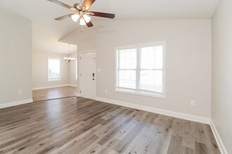 4525 Carol Ct in Concord, NC - Foto de edificio - Building Photo