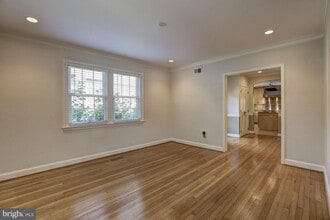 5119 Manning Dr in Bethesda, MD - Building Photo - Building Photo