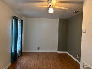 430 20th St N, Unit B in St. Petersburg, FL - Building Photo - Building Photo