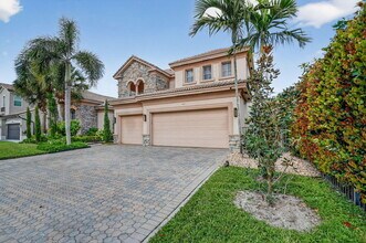 9167 Oak Alley Dr in Wellington, FL - Foto de edificio - Building Photo
