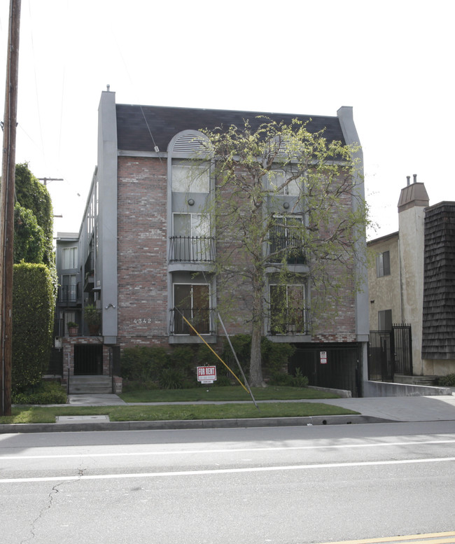 4342 Whitsett Ave in Studio City, CA - Building Photo - Building Photo