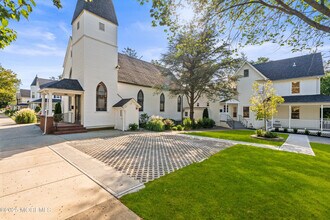 73 3rd Ave in Atlantic Highlands, NJ - Building Photo - Building Photo