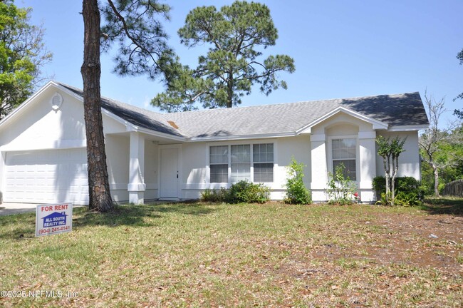property at 2105 Hovington Cir W