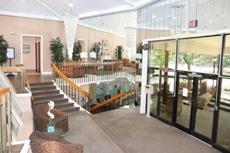 53 Skyline Dr in Coram, NY - Building Photo - Building Photo