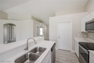 2322 NE 24th Terrace in Cape Coral, FL - Building Photo - Building Photo