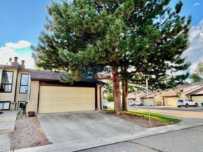 1133 S Newland Pl in Lakewood, CO - Building Photo - Building Photo