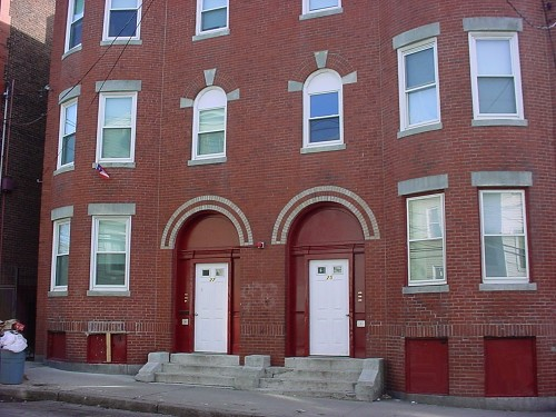 25-27 Marlborough St in Chelsea, MA - Foto de edificio