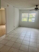 7178 Golf Colony Ct in Greenacres, FL - Building Photo - Building Photo