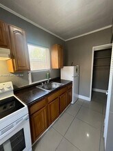 2475 NE 184th Terrace in Miami, FL - Building Photo - Building Photo