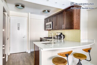 225 E 63rd St in New York, NY - Building Photo - Building Photo