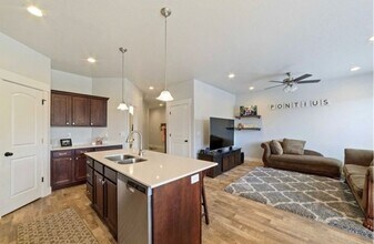 52 N 2000 W in Lehi, UT - Building Photo - Building Photo