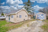 1040 Bergin AvenueWest in Flint, MI - Foto de edificio - Building Photo