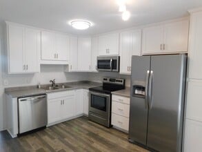 503 Courtyard W in Newport, NC - Building Photo - Building Photo