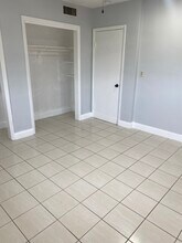 457 NE 139th St, Unit 441 in North Miami, FL - Foto de edificio - Building Photo