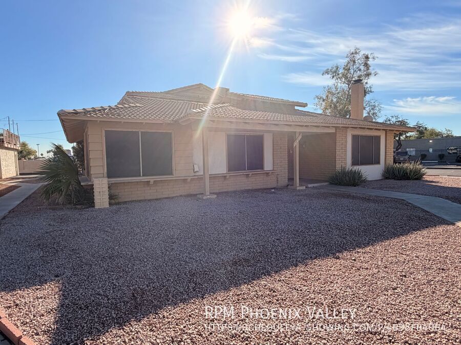 4401 N 53rd Ln in Phoenix, AZ - Building Photo