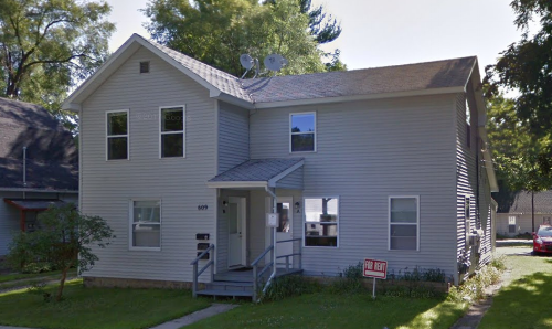 609 S Franklin St, Unit C in Mt. Pleasant, MI - Building Photo